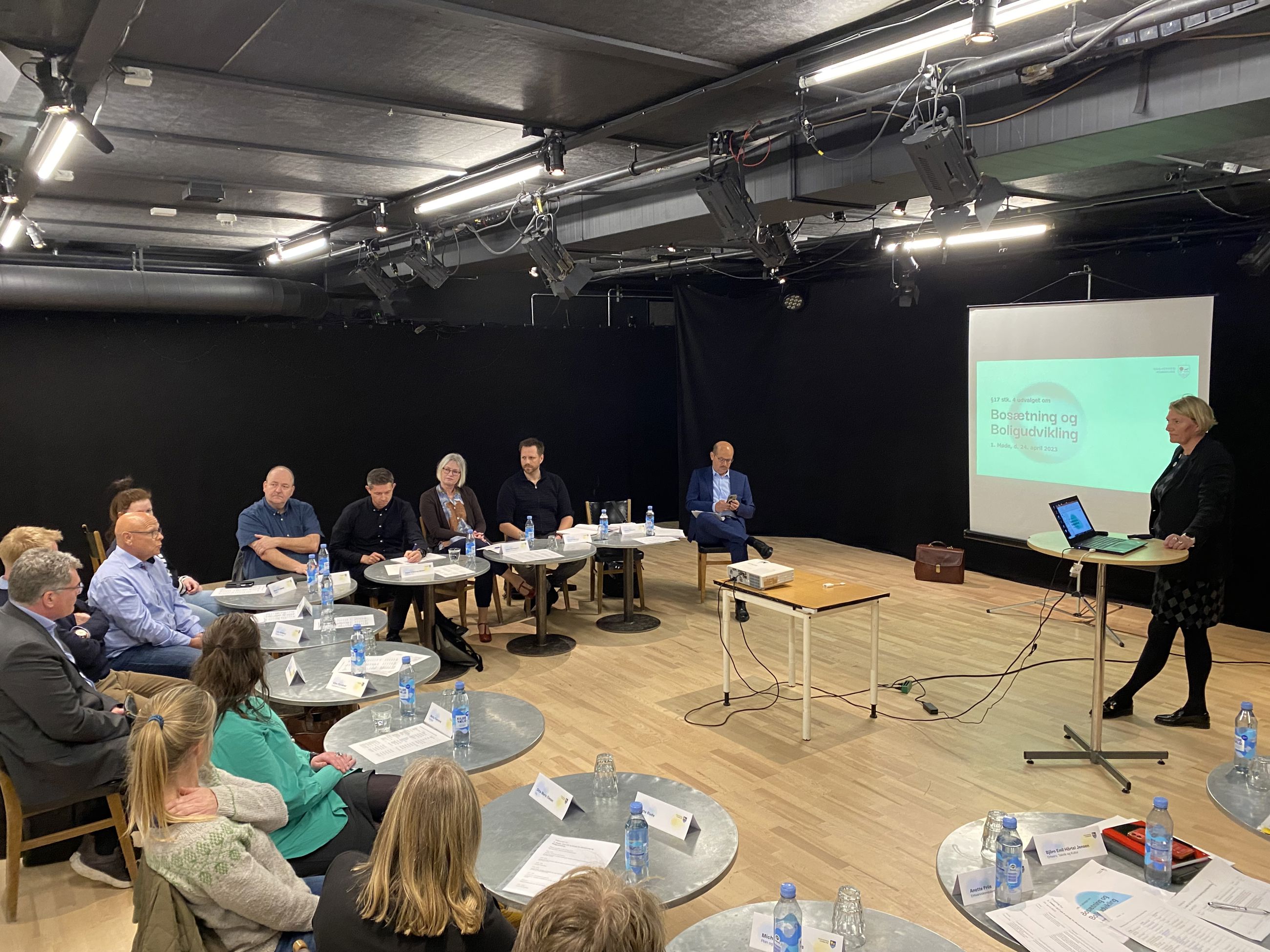 Møde i udvalg for Bosætning og Boligudvikling
