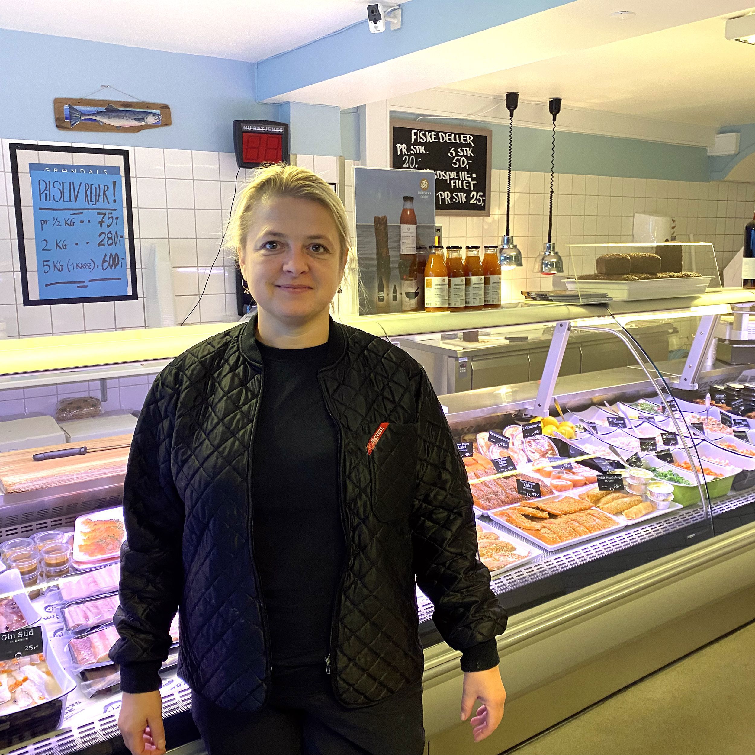 Tanja Kubert, Kuberts Fisk, foran disken