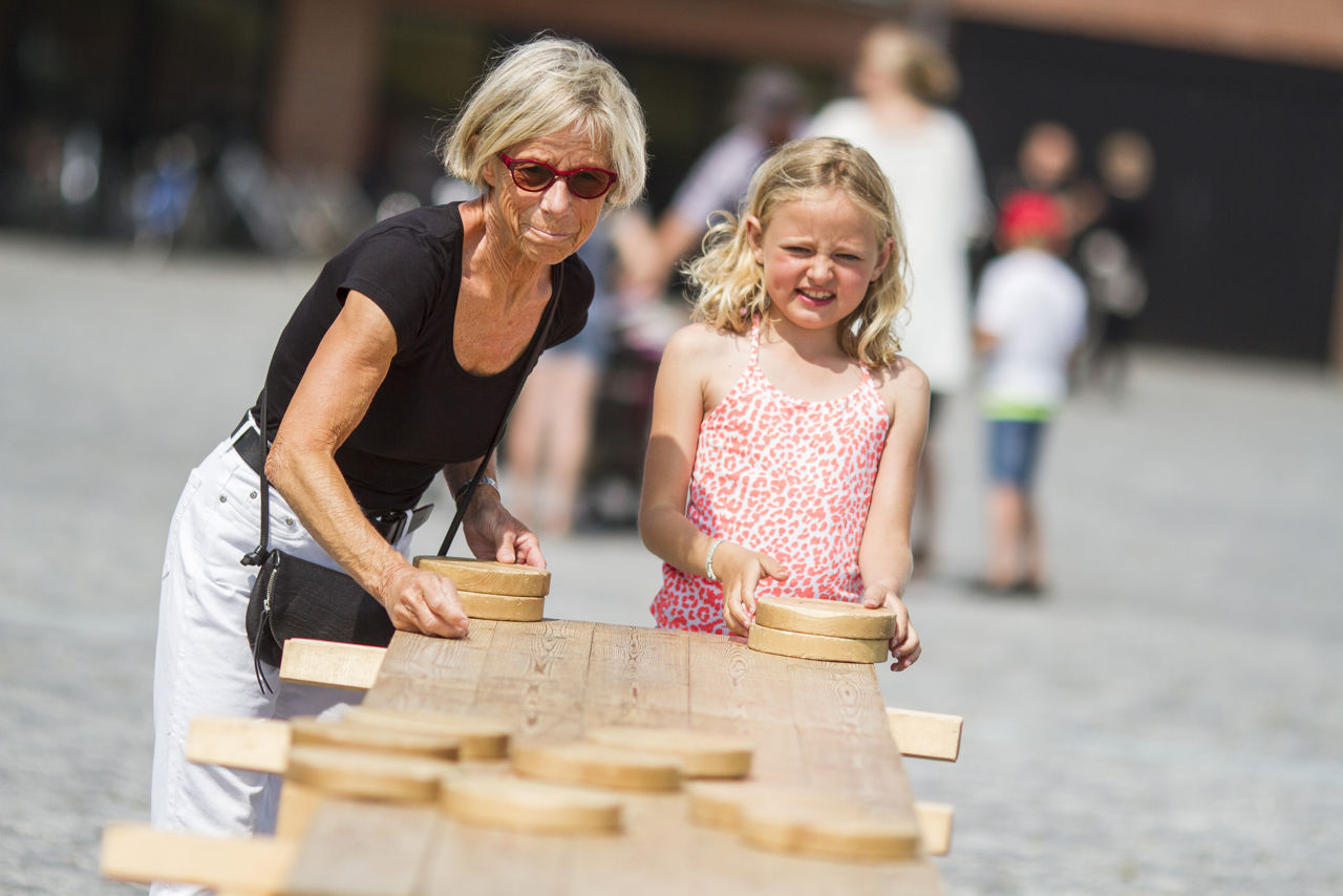 Spil og leg i Aksens Have