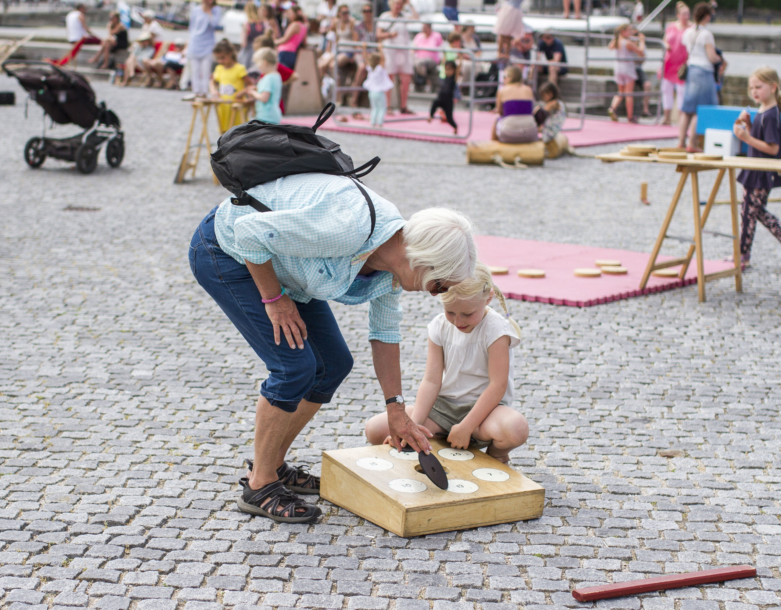 Spil og leg i Aksens Have