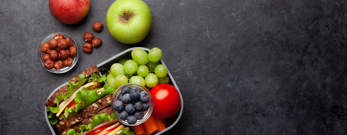 Sund skolefrokost med masser af grøntsager