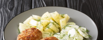Frikadeller Og Kold Kartoffelsalat
