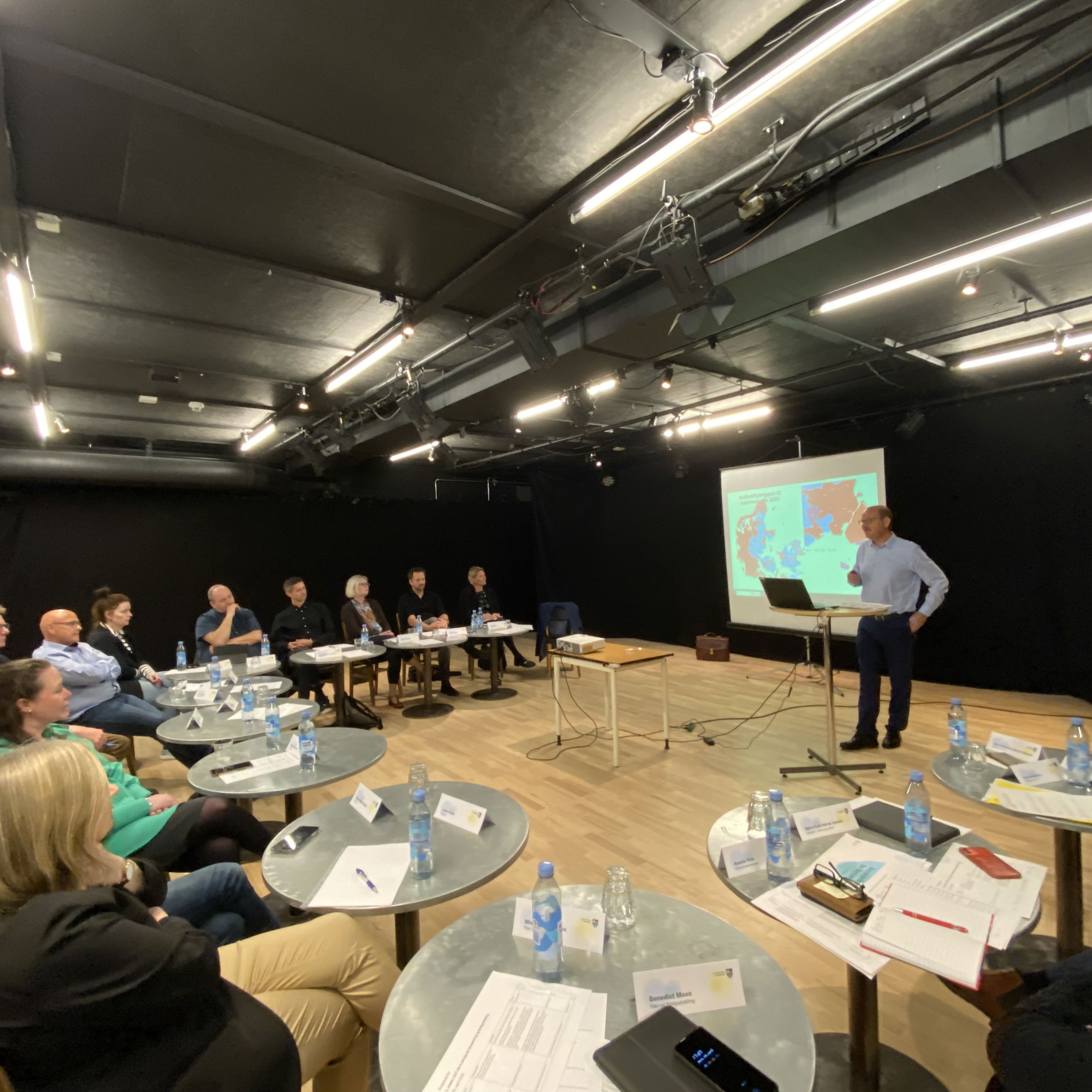 Møde i udvalg for Bosætning og Boligudvikling